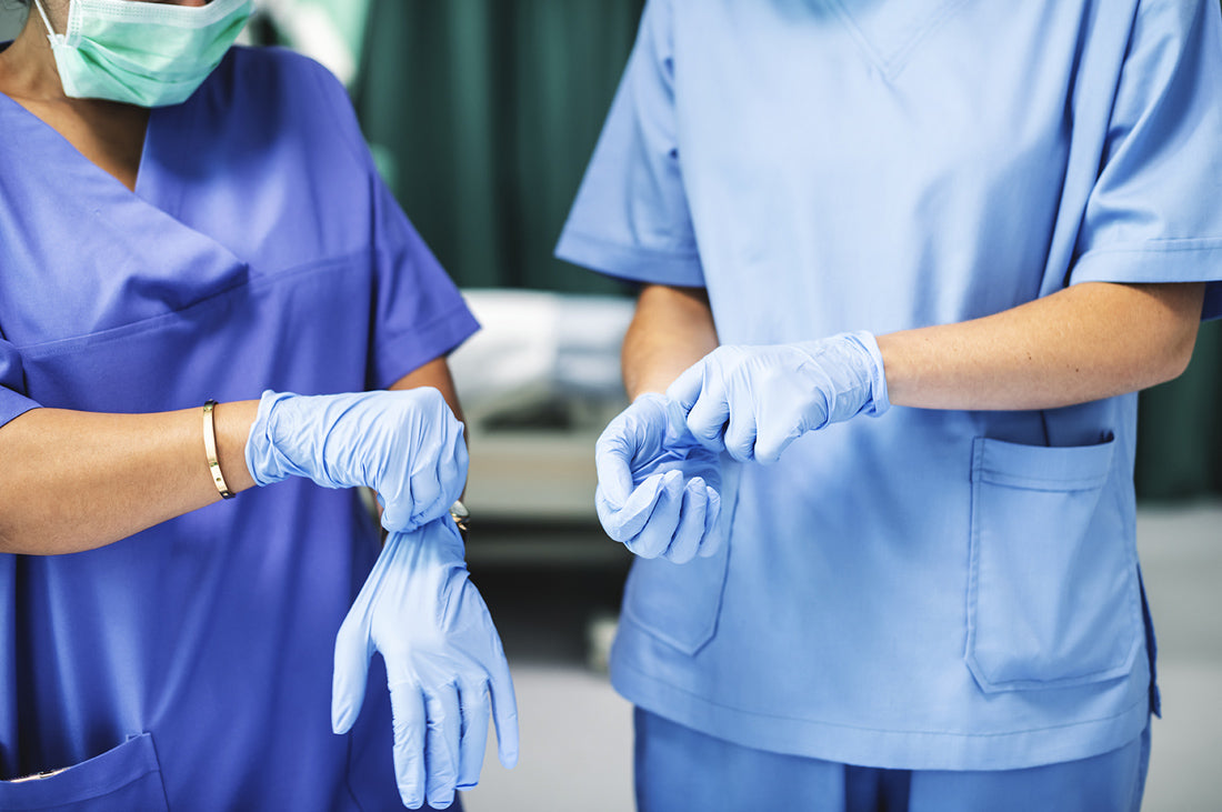 Nitrile vs Latex Gloves - A Comprehensive Comparison