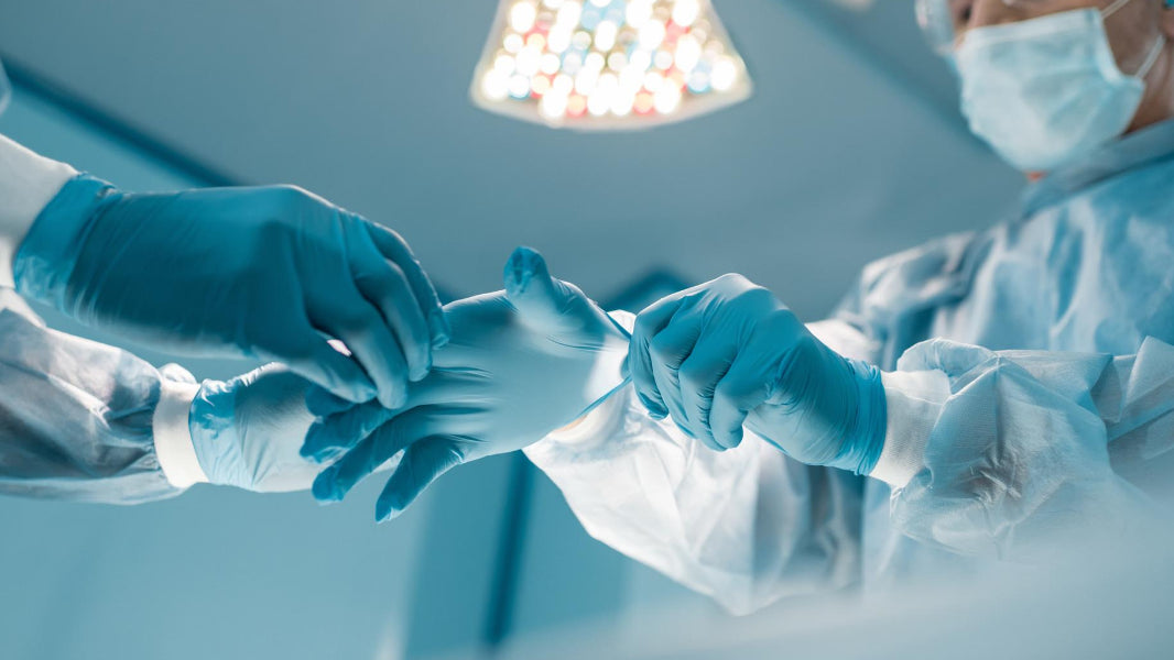 when should sterile gloves be worn